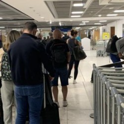 Opóźnienia na lotnisku w Dublinie, pasażerowie potracili pieniądze