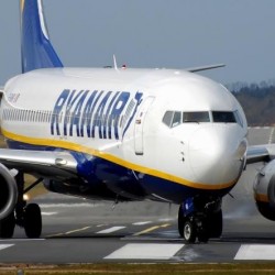 Ryanair z kwartalną stratą na koniec 2021 roku, perspektywy niepewne