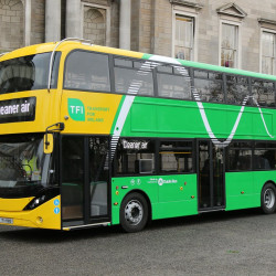 Pasażerowie Dublin Bus będą płacić zbliżeniowo