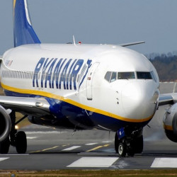 Ryanair przewiózł 17 mln pasażerów. Więcej niż przed rokiem
