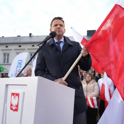 Rafał Trzaskowski wygrywa I turę wyborów na prezydenta RP. Ale tuż przed Karolem Nawrockim