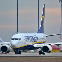 Ryanair odwołał loty 30 tys. pasażerów z powodu francuskiego strajku