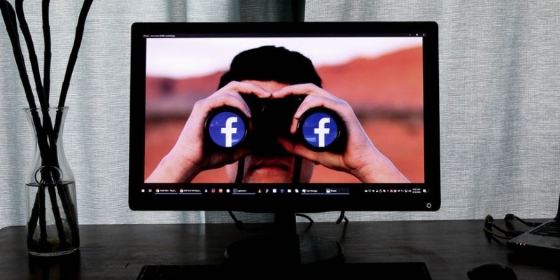 Facebook zatrudni w Europie 10 tys. osób