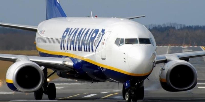 Ryanair z kwartalną stratą na koniec 2021 roku, perspektywy niepewne