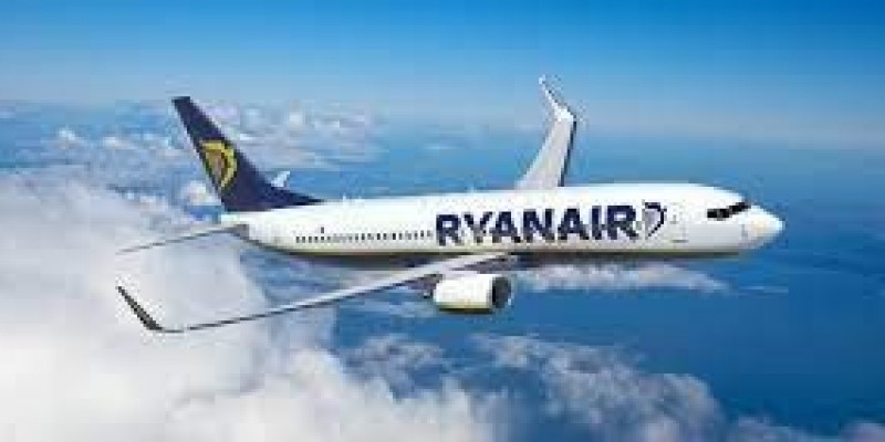 Ryanair zwiększa liczbę lotów z Polski