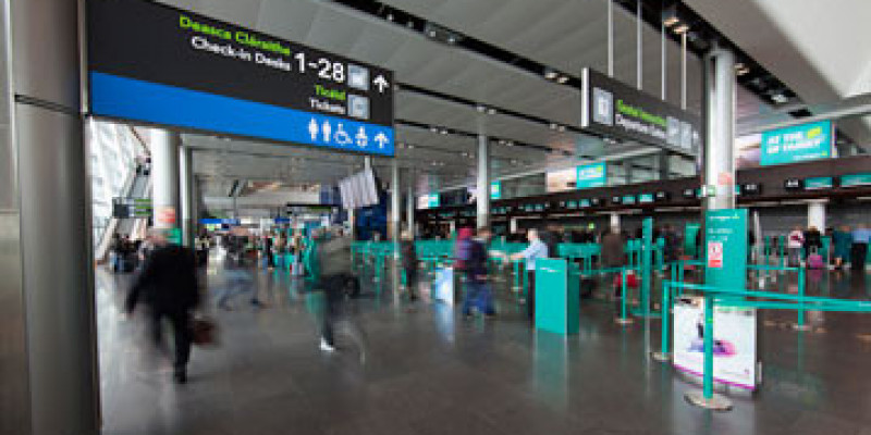 Lotnisko w Dublinie zaleca przyjazd dwie i pół godziny przed odlotem