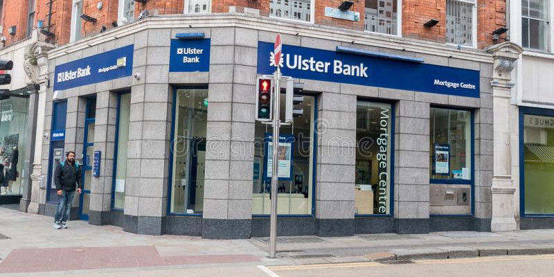Ulster Bank zamyka konta i wycofuje się z rynku