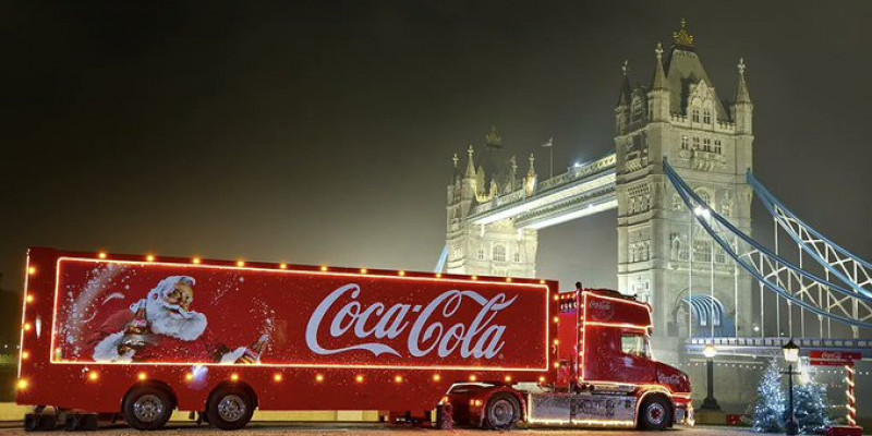 Świąteczna ciężarówka Coca-Coli w grudniu trafi do Dublina i Belfastu