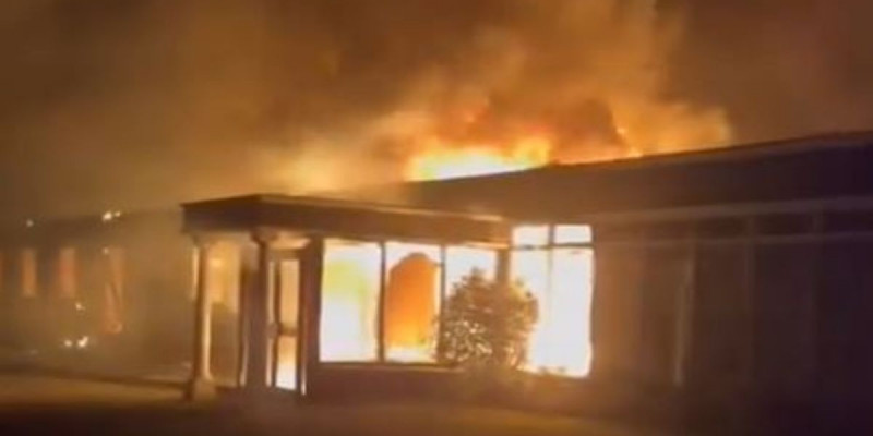 Czworo podejrzanych o podpalenie hotelu w Galway