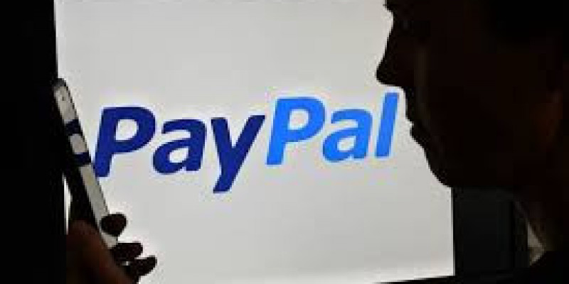 PayPal będzie znowu zwalniać w Irlandii