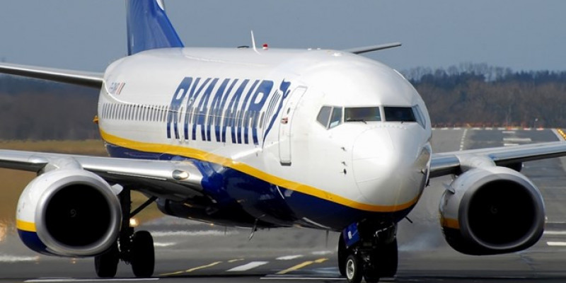 Ryanair przewiózł w lipcu ponad 20 mln pasażerów