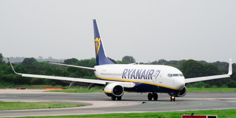 Ryanair rozpoczął letnią wyprzedaż