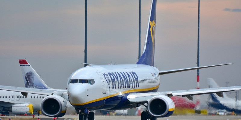 Ryanair w tym roku planuje przewieźć 18,5 miliona pasażerów z i do Polski