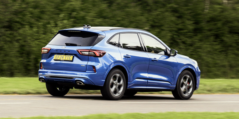 Ford ostrzega właścicieli Kugi przed ładowaniem