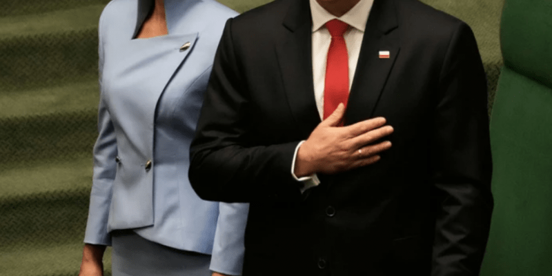 Polska zmieniła prezydenta. Karol Nawrocki zastąpił Andrzeja Dudę